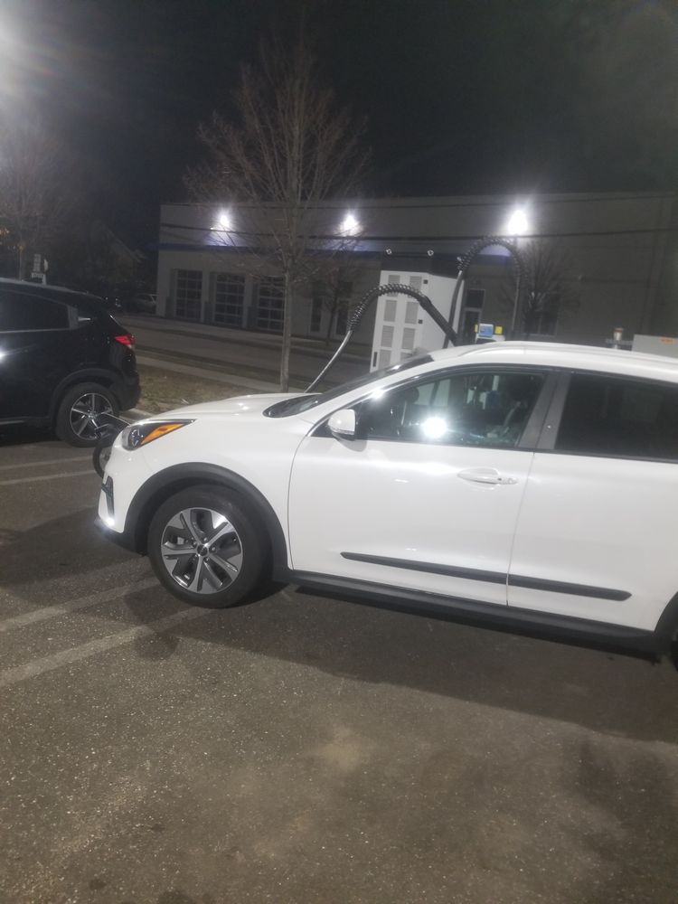 C & R Towing