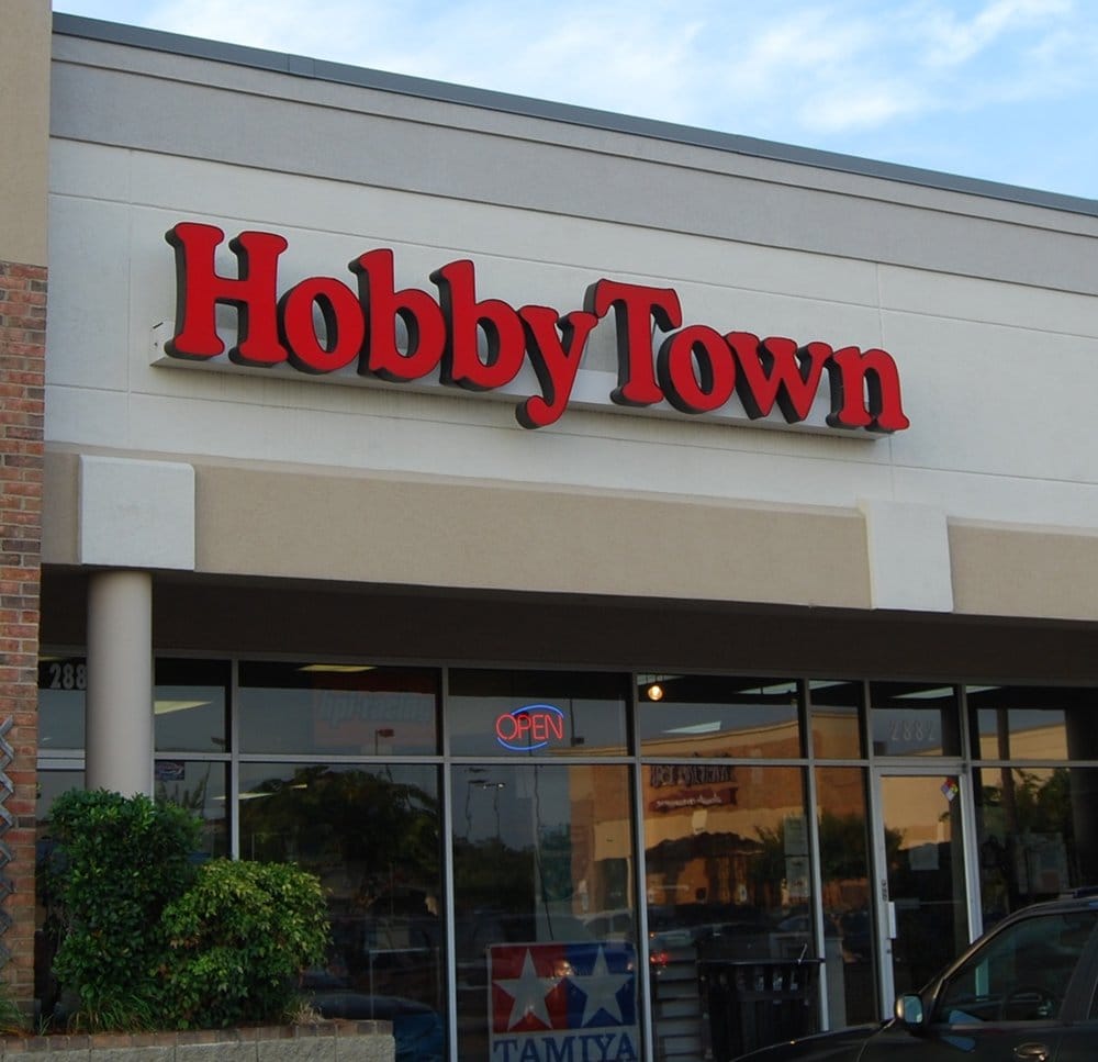 Hobbytown USA CLOSED Toy Stores 2884 Wolfcreek Pkwy, Memphis, TN