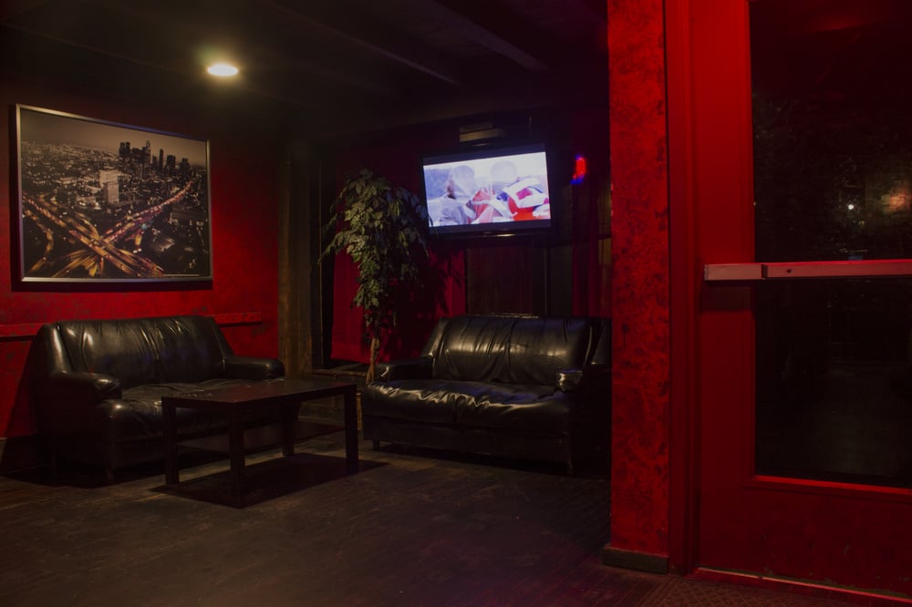 Essence Hookah Lounge