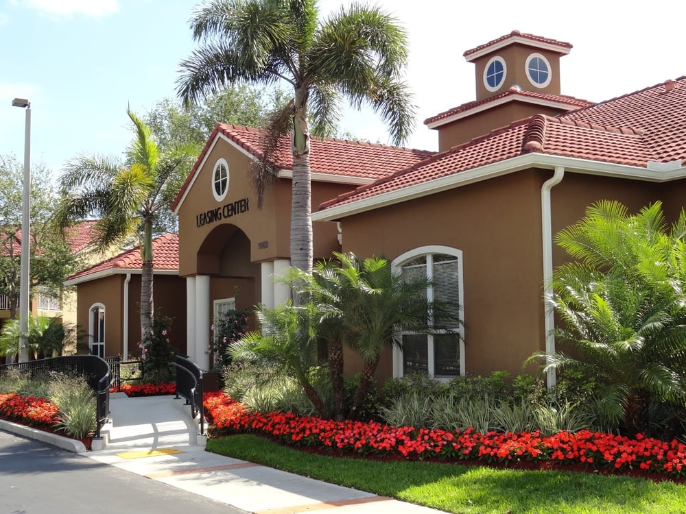 Mira Flores Apartments 17 Photos Apartments 11900 Valencia