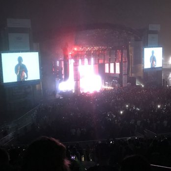 Jones Beach Theater 479 Photos 253 Reviews Music Venues 1000 Photo Of Jones Beach Theater Wantagh Ny United States Kendrick Lamar On