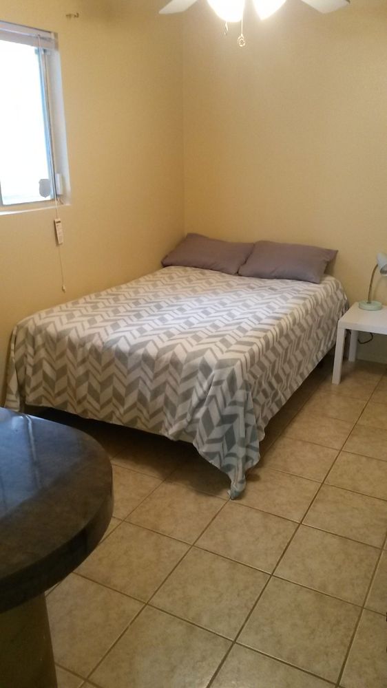 Pre Furnished Bedroom With Full Size Bed And Desk Night Stand Lamp Photo Of Mesquite Tree Apartments Austin Tx United States Pre Furnished