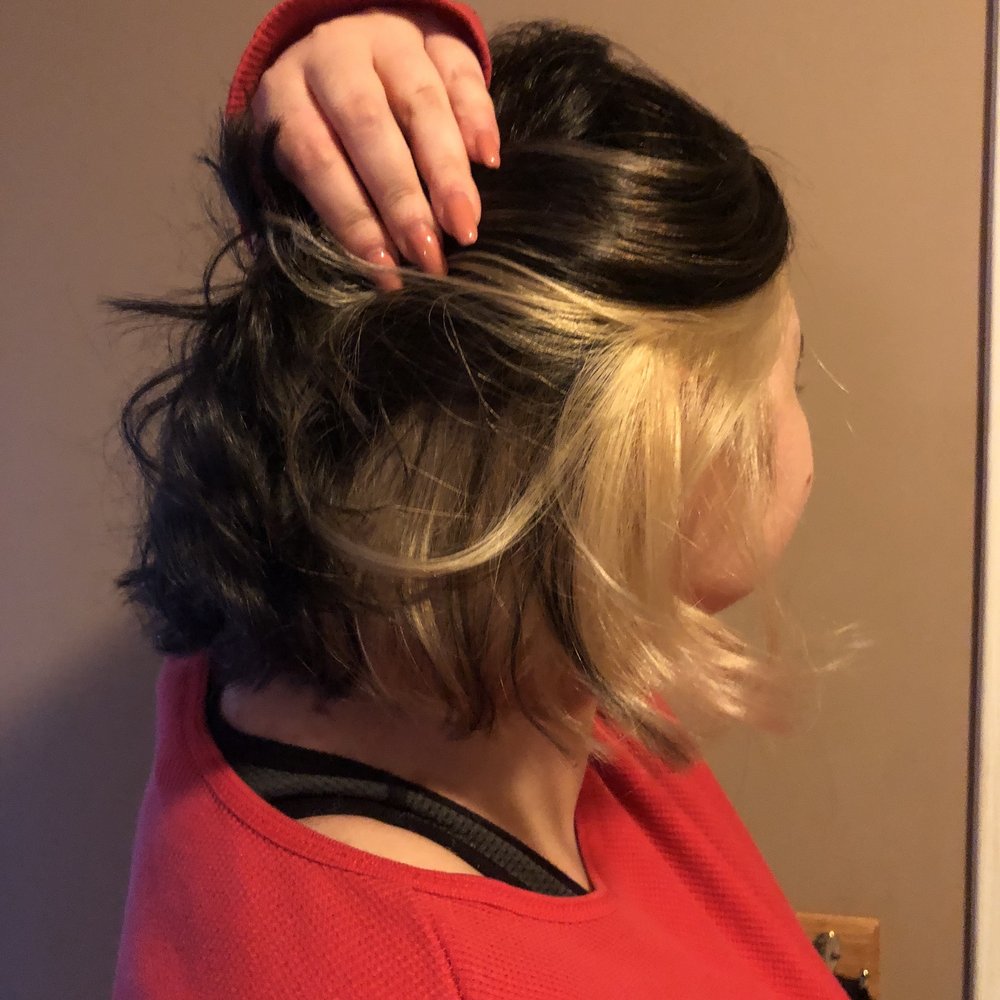 L-E-X salon
