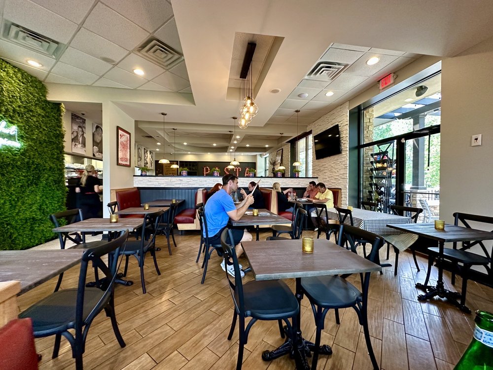 Cafe Carmela
