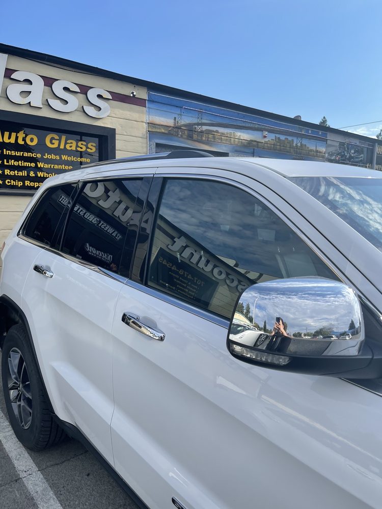 Discount Auto Glass
