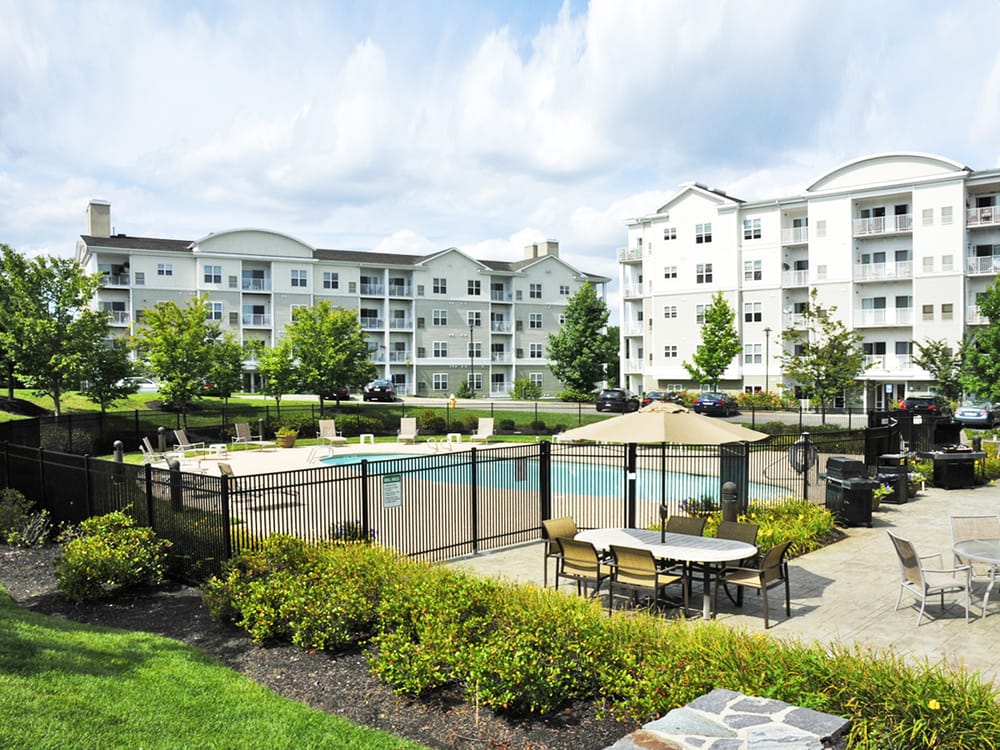 Endicott Green 90 Photos Apartments 180 Newbury St, Danvers, MA