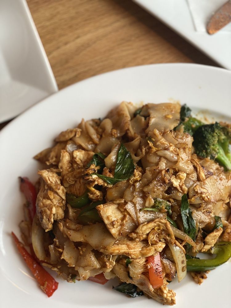 Ploy Thai Kitchen
