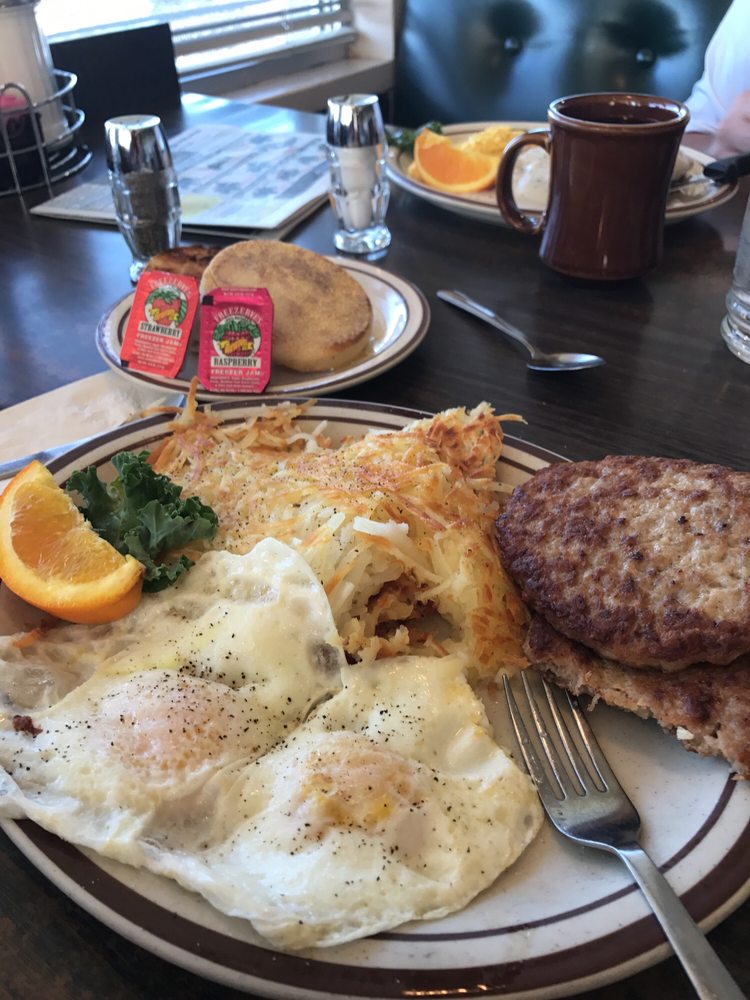 Great Breakfast Beautiful Presentation And Delicious Yelp Photo Of O Brady S Restaurant Idaho Falls Id United States Great