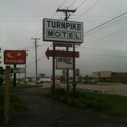 Turnpike Motel Hotels 3500 Copolis St Elkhart In Phone Photo Of Turnpike Motel Elkhart In United States Sign