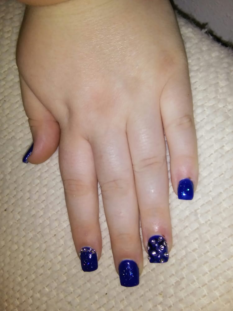 Le’s Nail Nail Salons 2014 W Galena Ave, Freeport, IL Phone