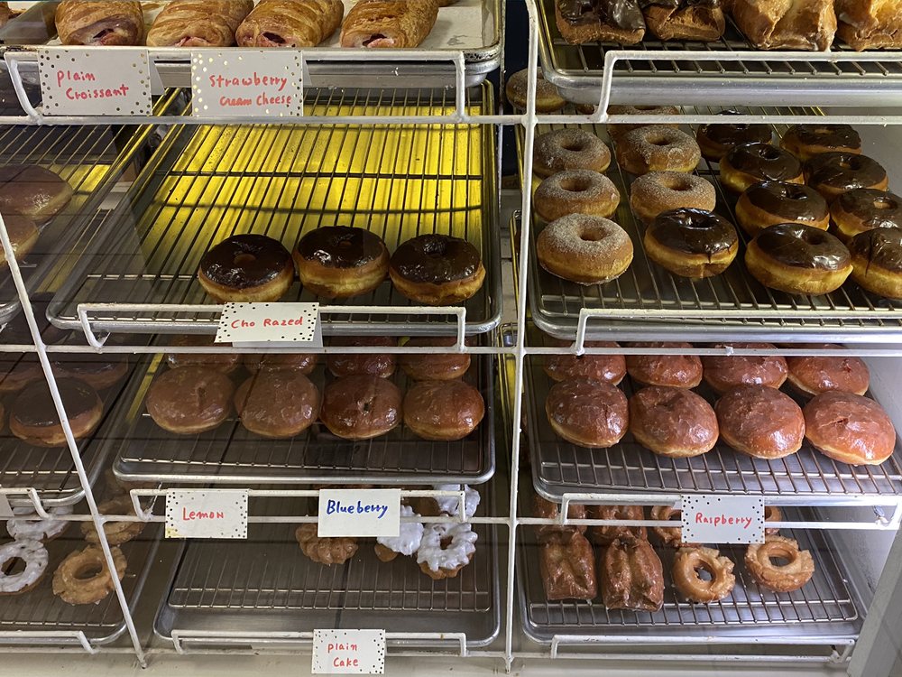 Dona Queen Donut & Deli Hyperflyer Instant Delivery