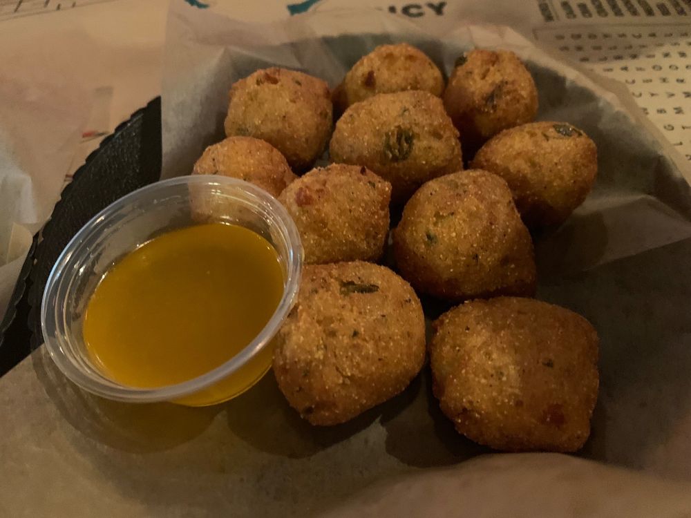 Hook & Reel Cajun Seafood & Bar
