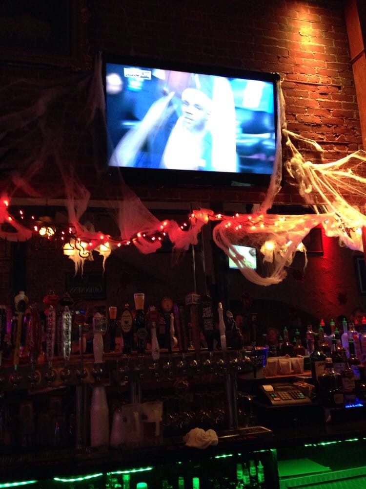 Docksider Tavern