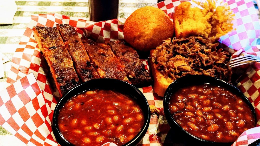 Famous Dave's Bar-B-Que Famous Dave's Bar-B-Que