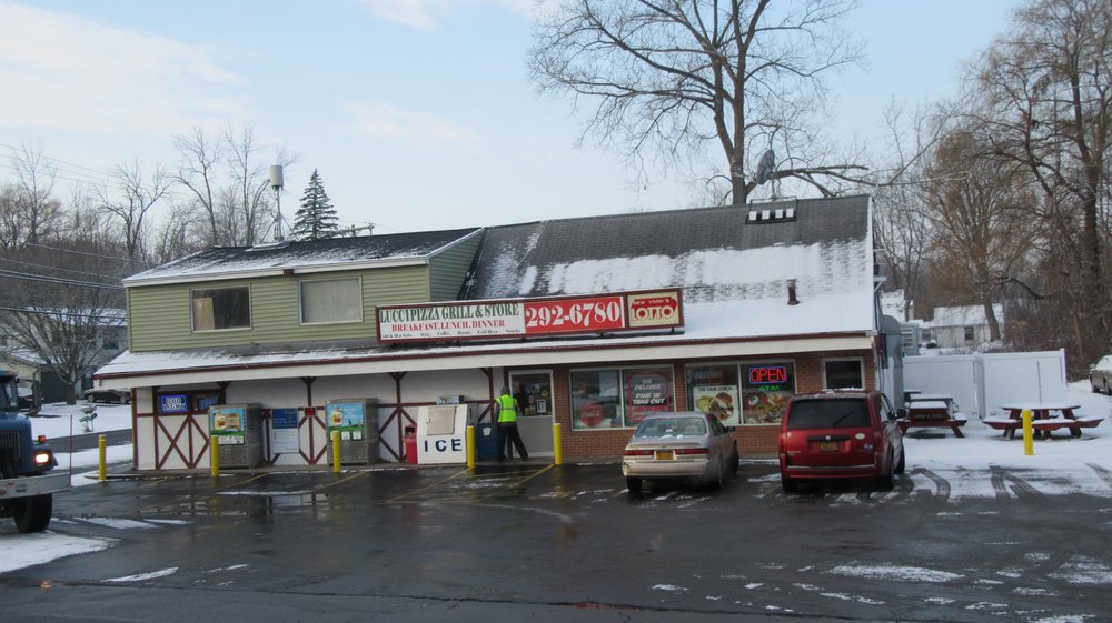 Lucci's Pizza And Grill