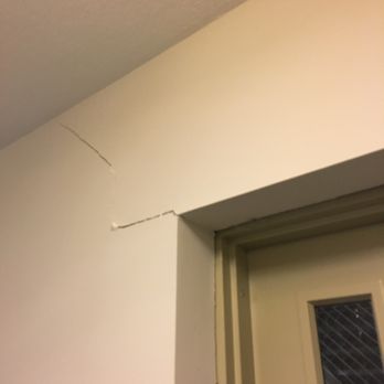 Serious Cracks In Walls Despite Building Only Being A Few Years