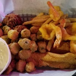 Duke S Fish Shack 15 Photos 17 Reviews Salad 1037 Gardiner Photo Of Duke S Fish Shack Longview Tx United States