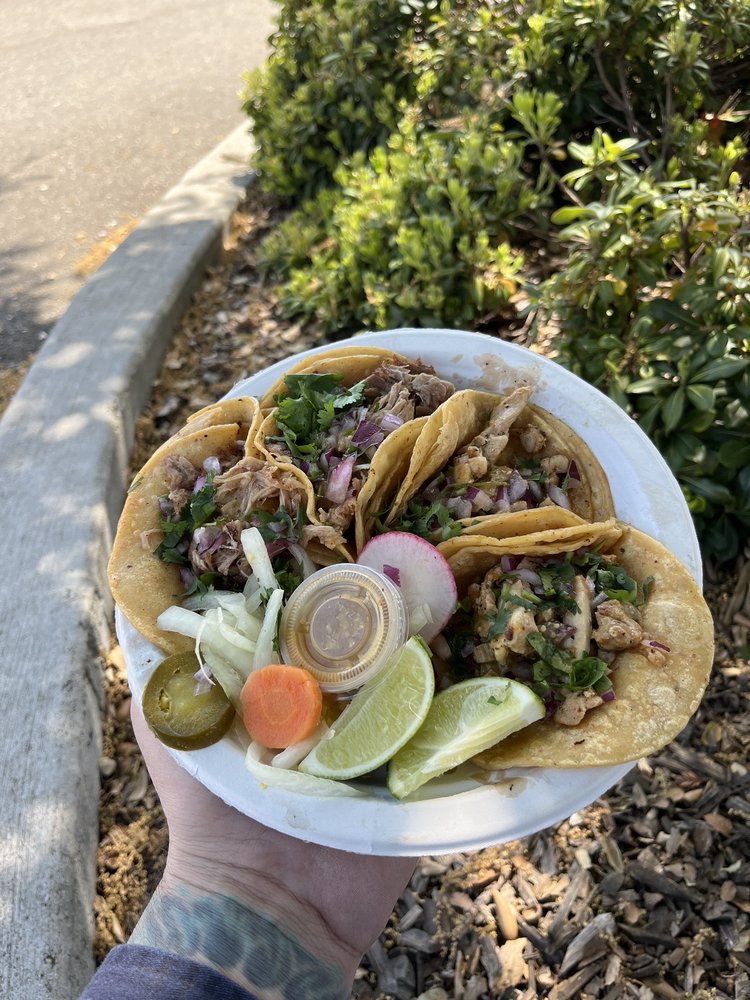 Yuyis Tacos Yuyis Tacos