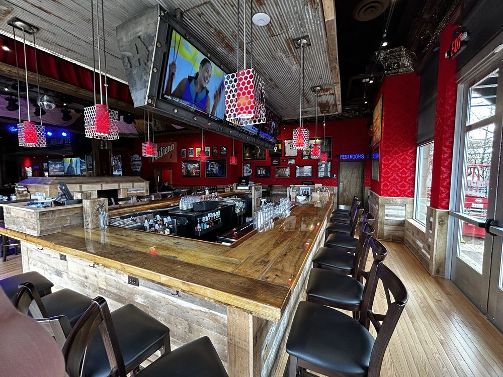 Jason Aldean’s Kitchen And Bar