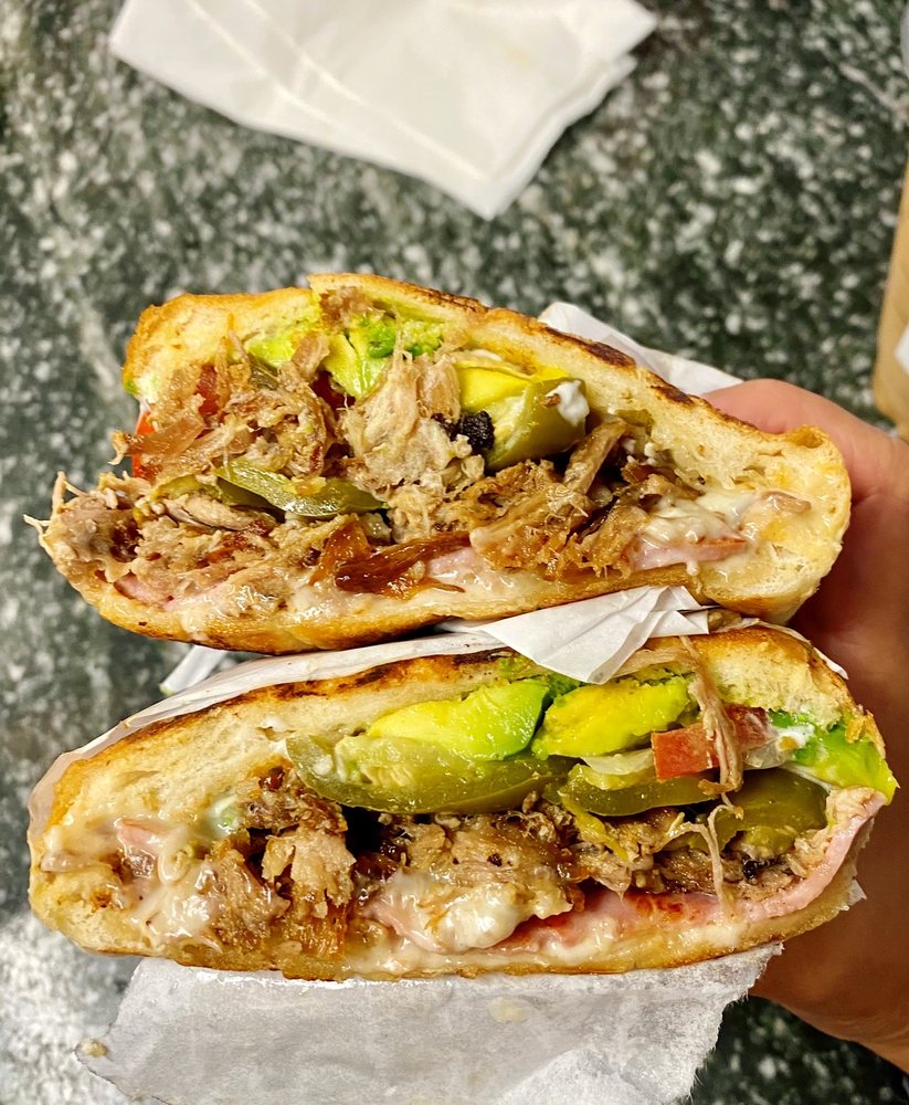 Taqueria La Plaza