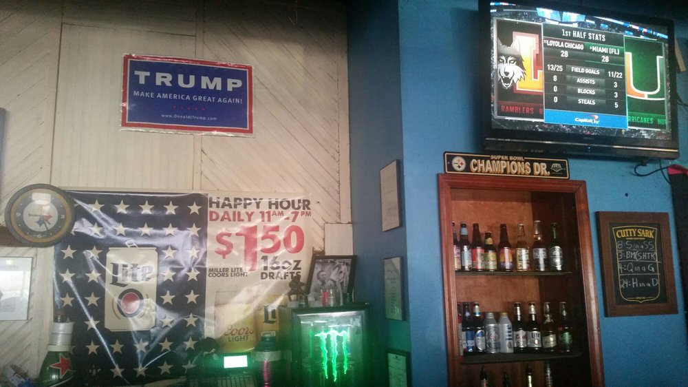 Stooges Bar & Grill 13 Reviews Bars 796 Timberlake Shopping Ctr