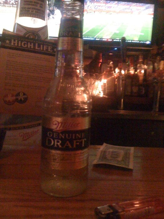 Yu can haz sigarets heer Yelp