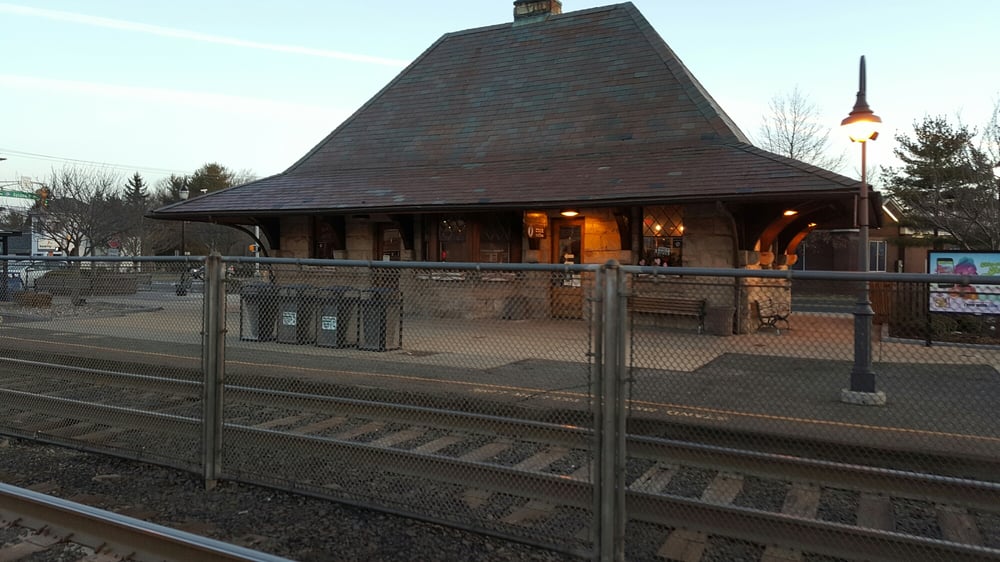 New Jersey Transit Little Silver Train Station 20 Photos Public