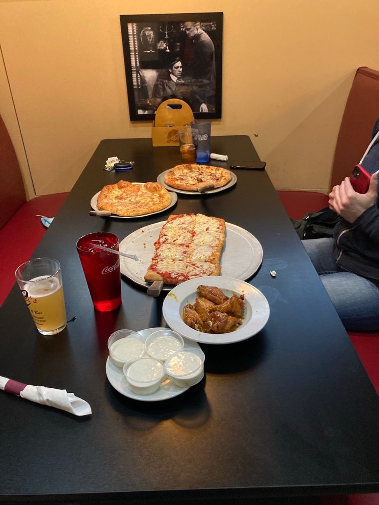Cenci's Pizzeria & Bar-Wexford