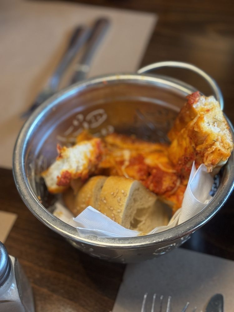 Vinnie's Mulberry Street