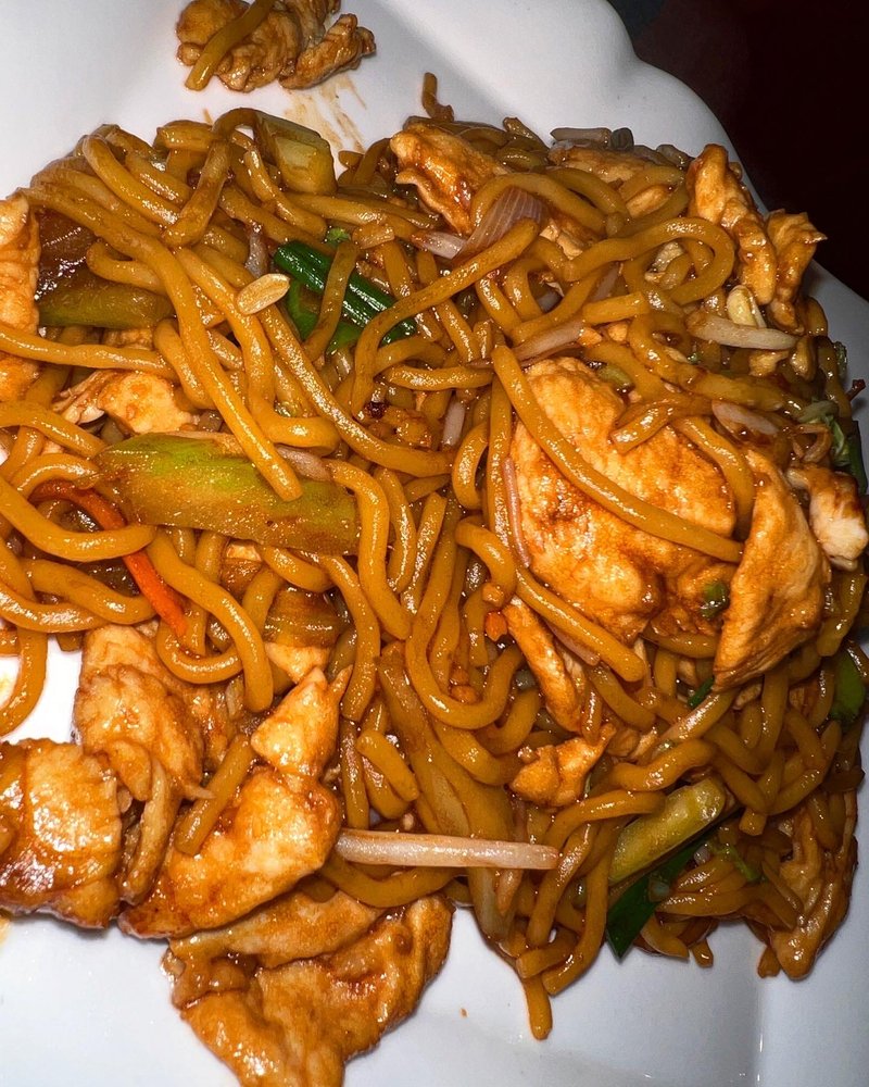 Lee Bistro Asian Cuisine