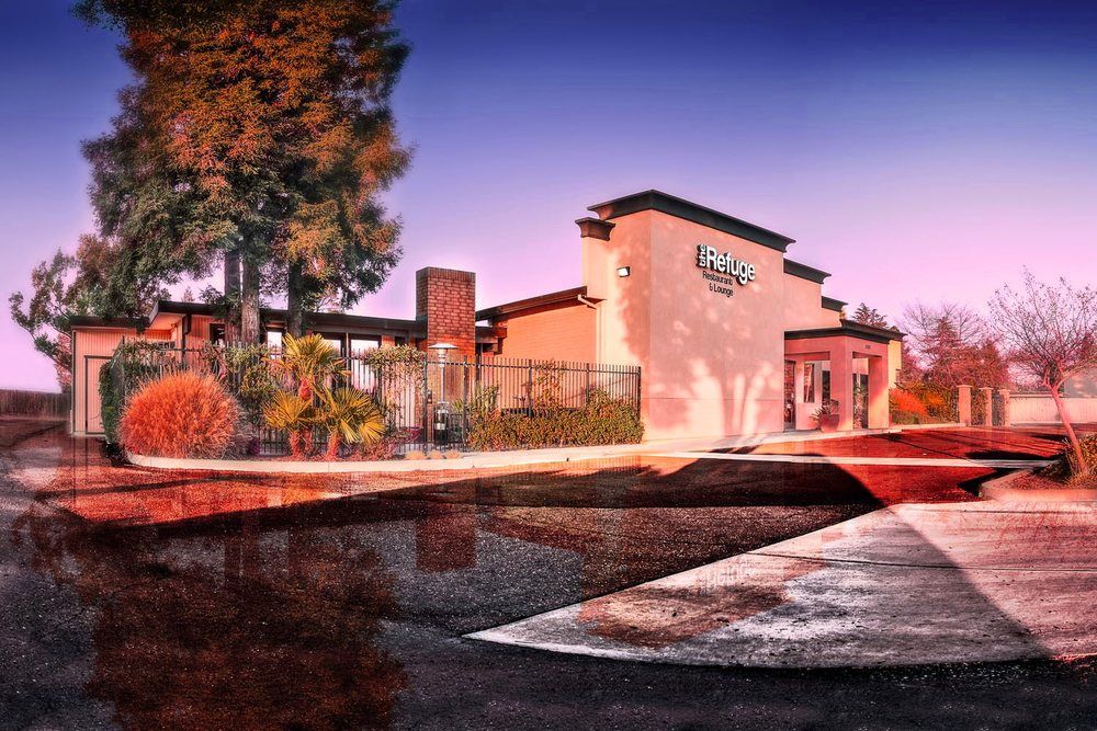 The Refuge Restaurant & Lounge, Yuba City Roadtrippers