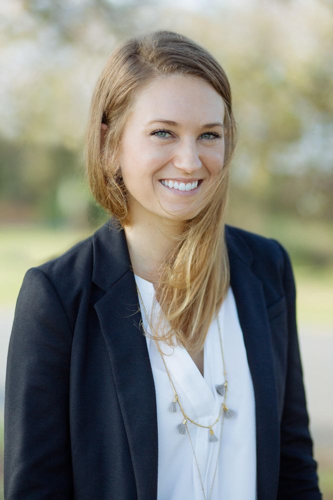 image of business India Hook Dental Care