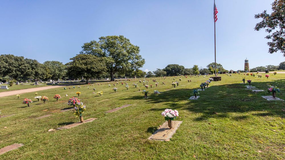 White ChapelGreenwood Funeral Home & Serenity Memorial Gardens