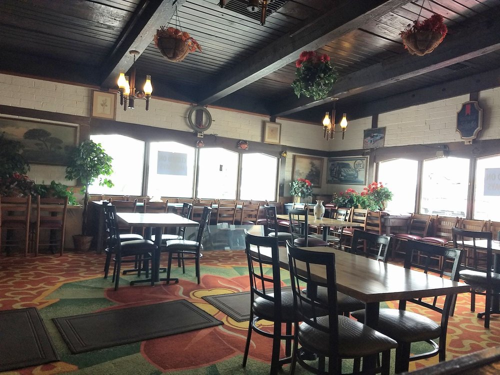 Dino's Family Restaurant