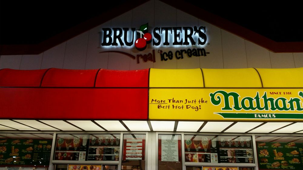 Bruster’s Real Ice Cream Ice Cream & Frozen Yogurt 500 Gateway Ave