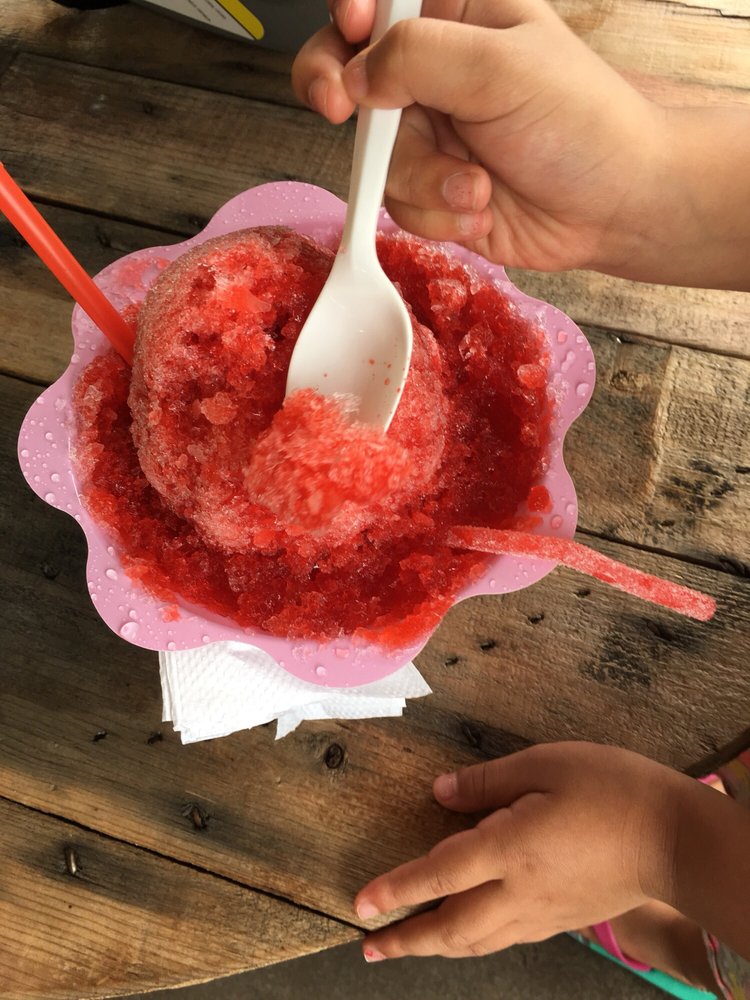 summer snow entertainment 25