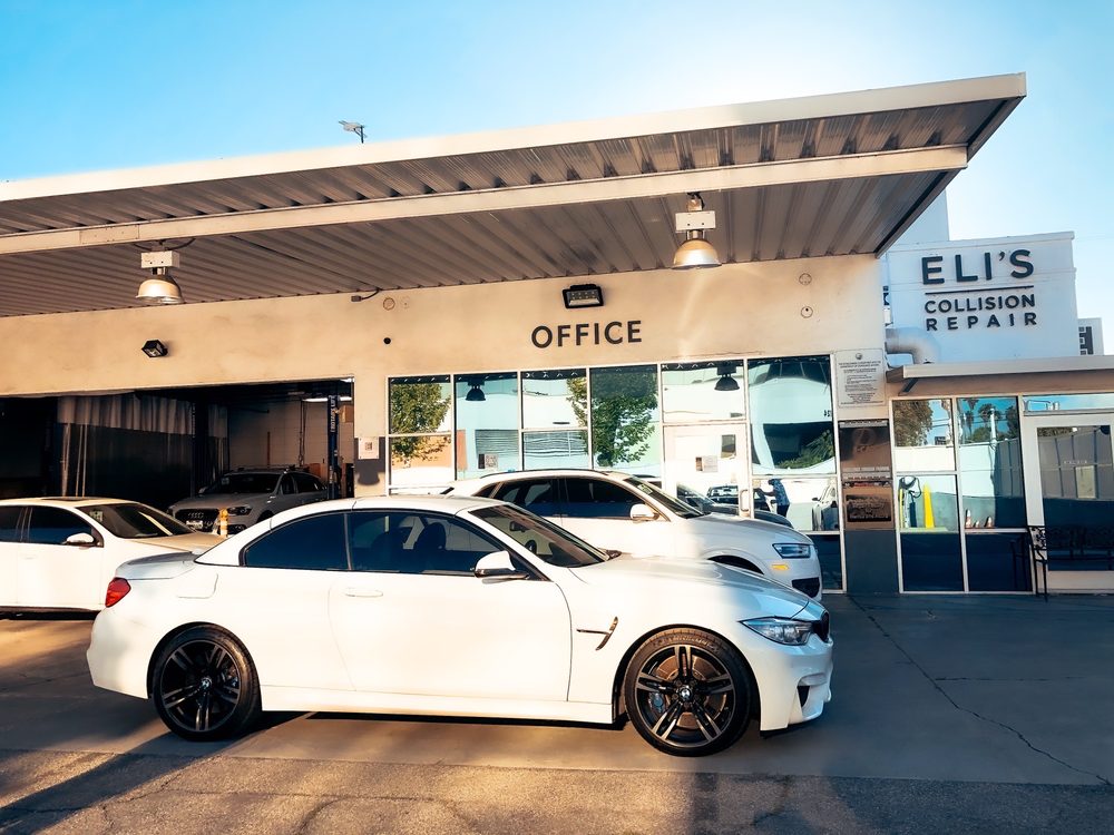 Eli's Collision Repair - Mid Wilshire