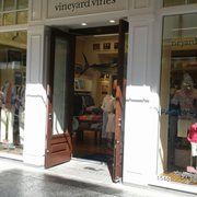 Vineyard Vines 10 Photos 18 Reviews Women S Clothing 1125 Photo Of Vineyard Vines Newport Beach Ca United States