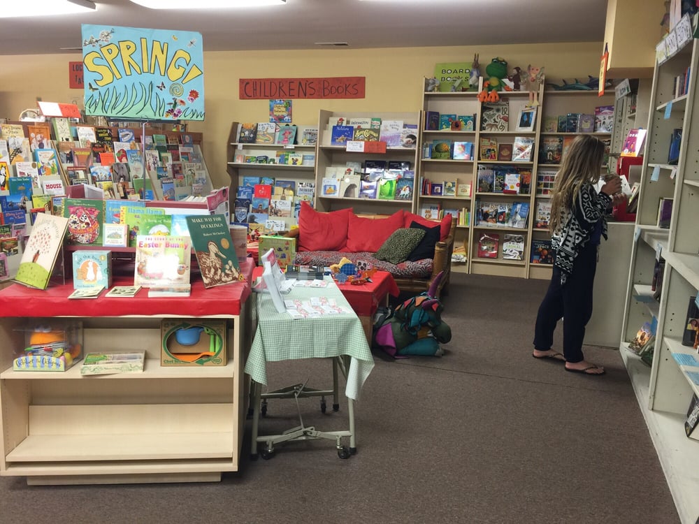 Spellbinder Books 21 Reviews Bookstores 124 S Main St, CA