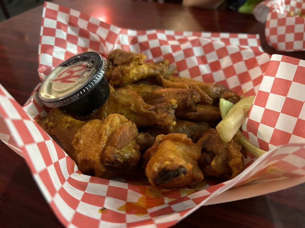 Pub & Grill at Iceworks