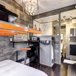 Tiny Digs Hotel 48 Photos 17 Reviews Hotels 2646 Ne Glisan Photo Of Tiny Digs Hotel Portland Or United States