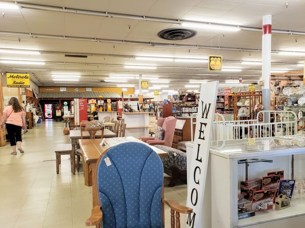 Granddaddy's Antique Mall