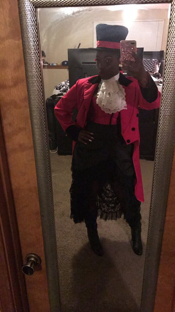 Have Guns Will Rent Costumes & Props