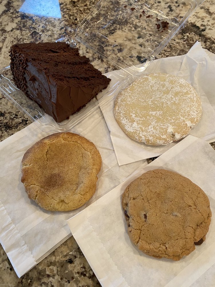 Cake by the Lake & Bakery