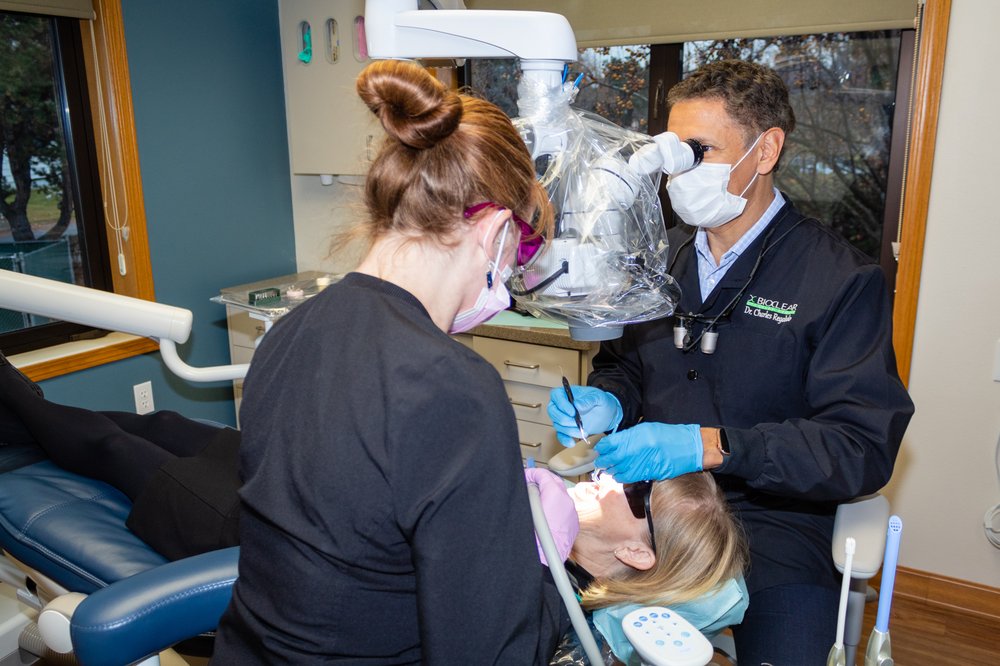 image of business Charles L. Regalado, DDS