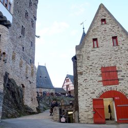 burg eltz 137 photos 34 reviews landmarks historical