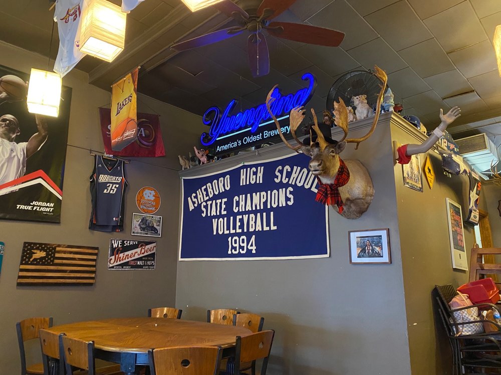 The Flying Pig Food and Sprits