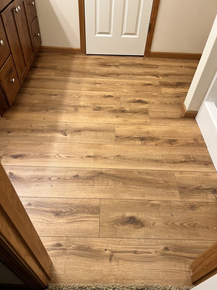 image of business Eastern Iowa Flooring