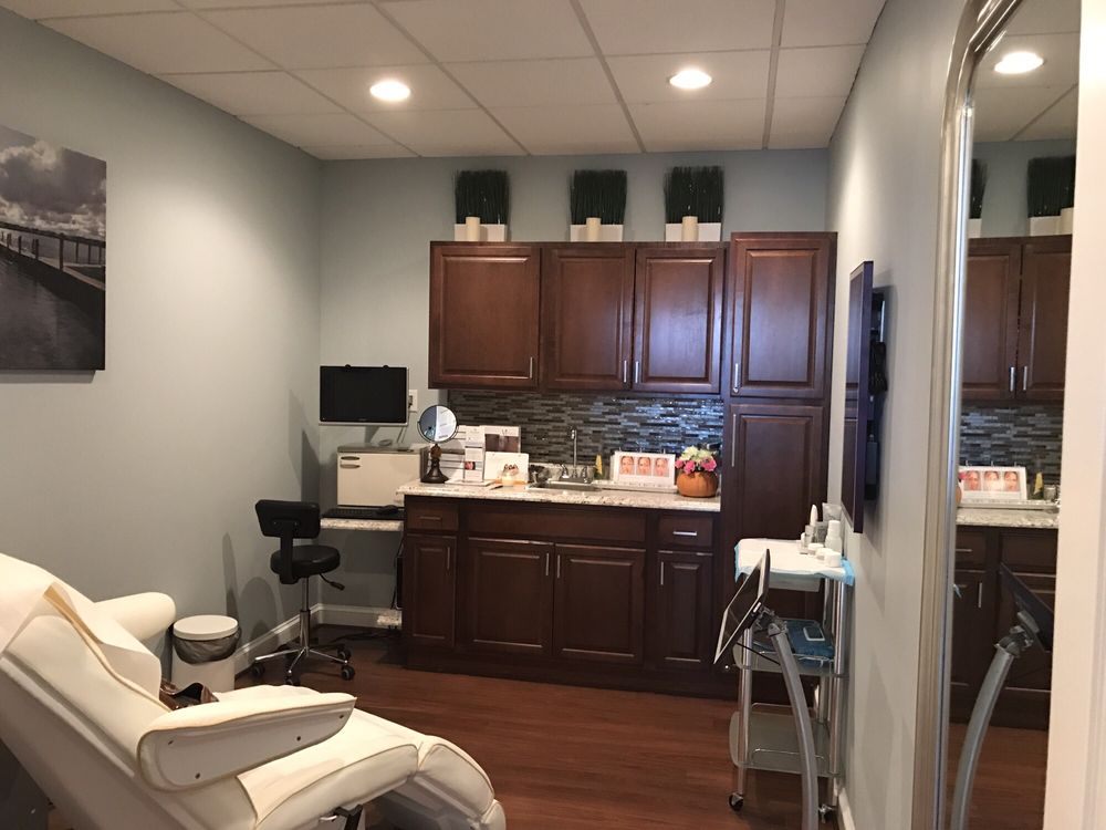 Reflections Image Center & Skin Care Institute