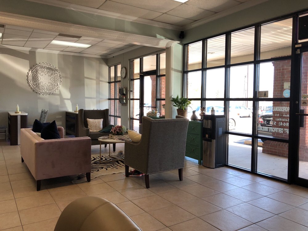 Lovely Nails 47 Photos & 10 Reviews Nail Salons 246 E Blackstock